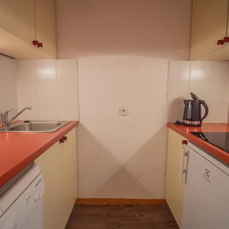 Skis Aux Pieds A Valmorel, Proche Esf Et Commerces, Animaux Acceptes - Fr-1-356-180 Apartmán *